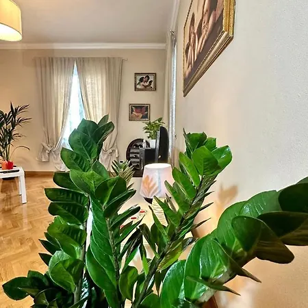 Lovely Free Parking Apartment *
