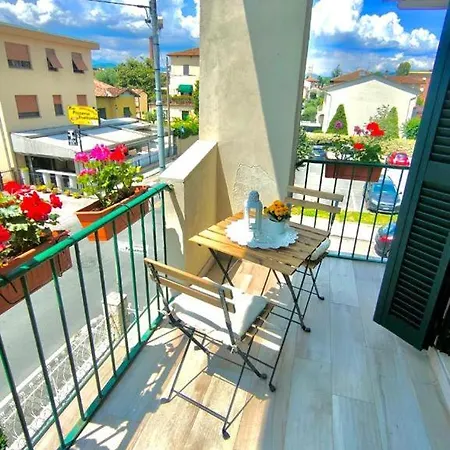 Appartement Lovely Free Parking Lucques